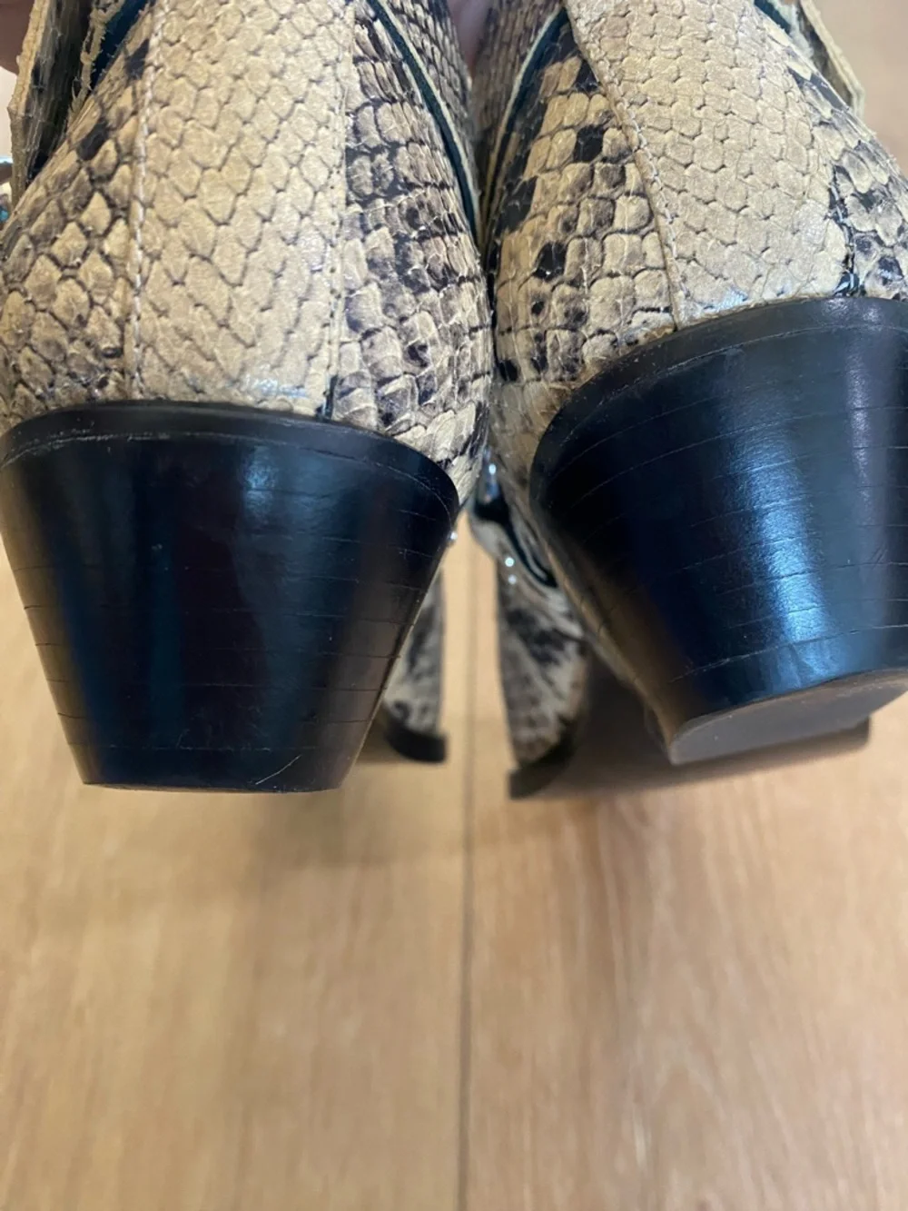 Rag & Bone Westin Harness Ankle Pointed Toe Booties Snakeskin Rock Chic Size 8 - Picture 10 of 10